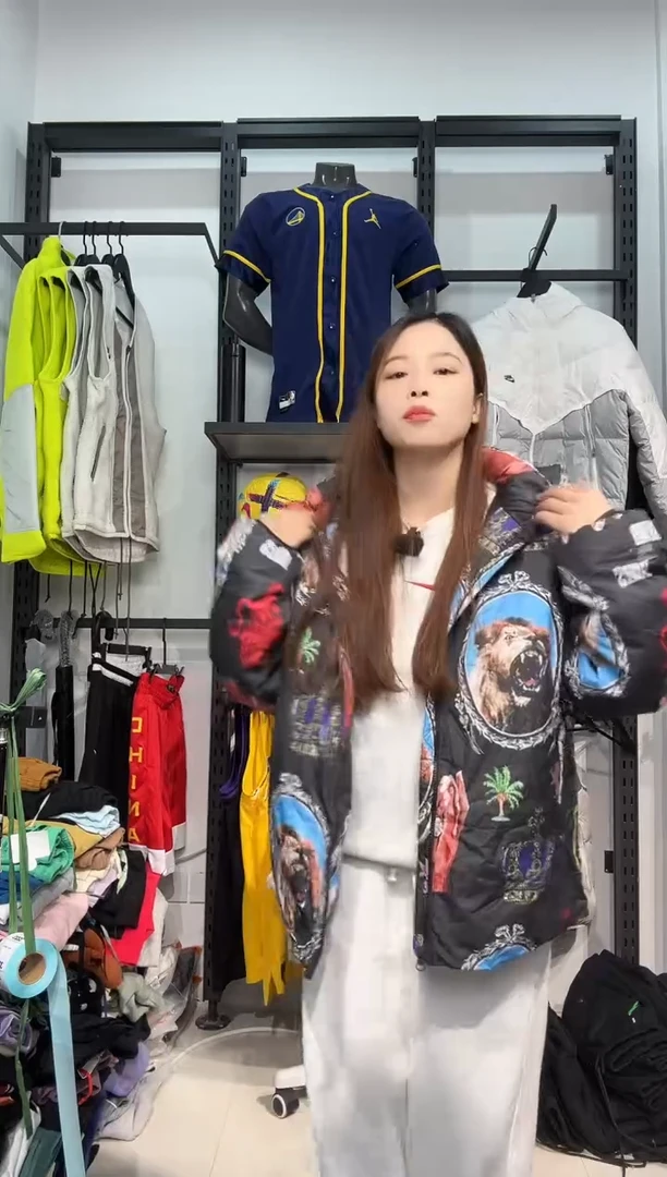 3219闪购编码 Nike/Jordan运动卫衣裤以直播间过款为准 尺码  l