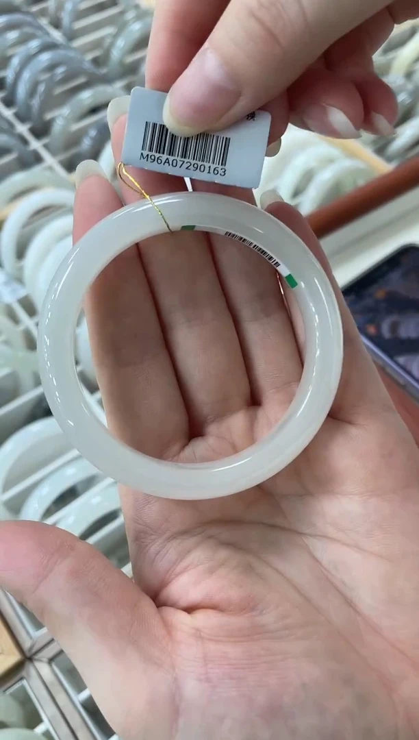 未镶嵌手镯和田玉52-53圈口 0163