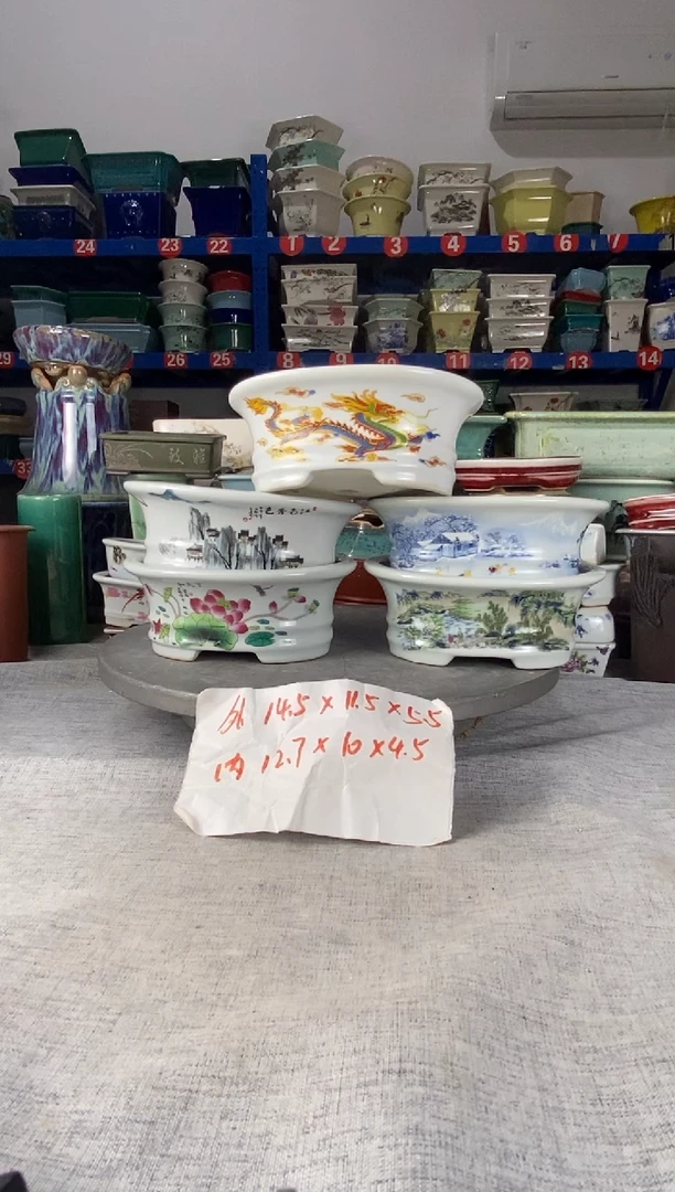 122720五只椭圆花盆