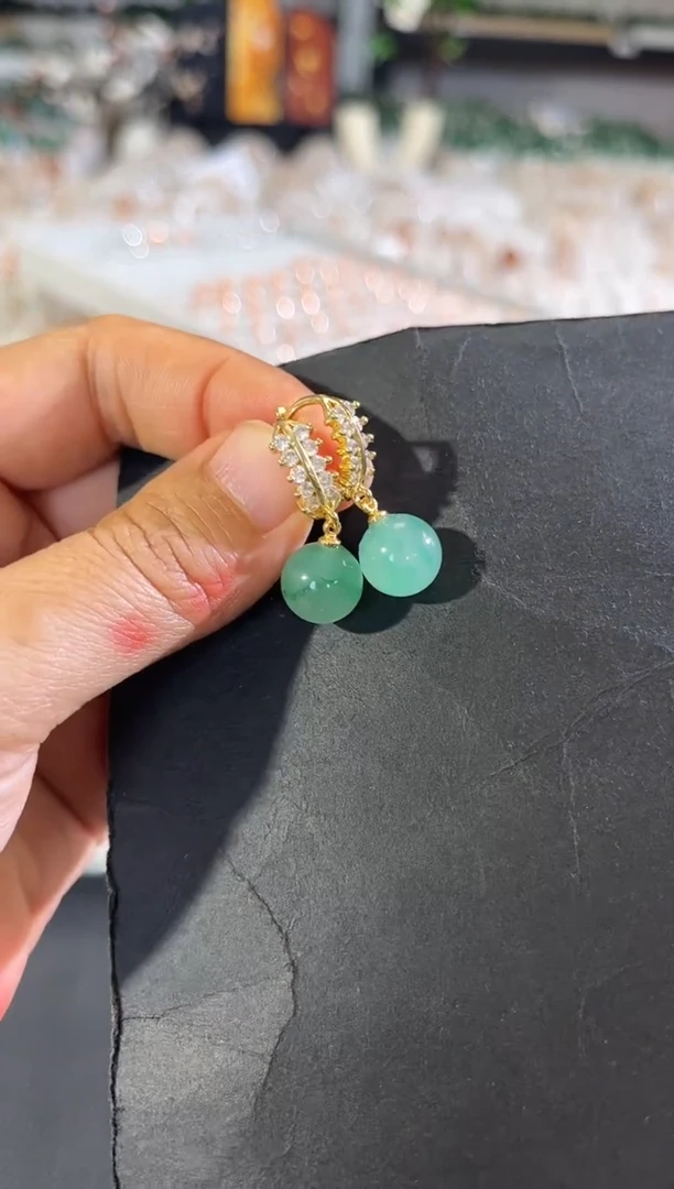 合金石英质玉（非洲翠）耳钉1