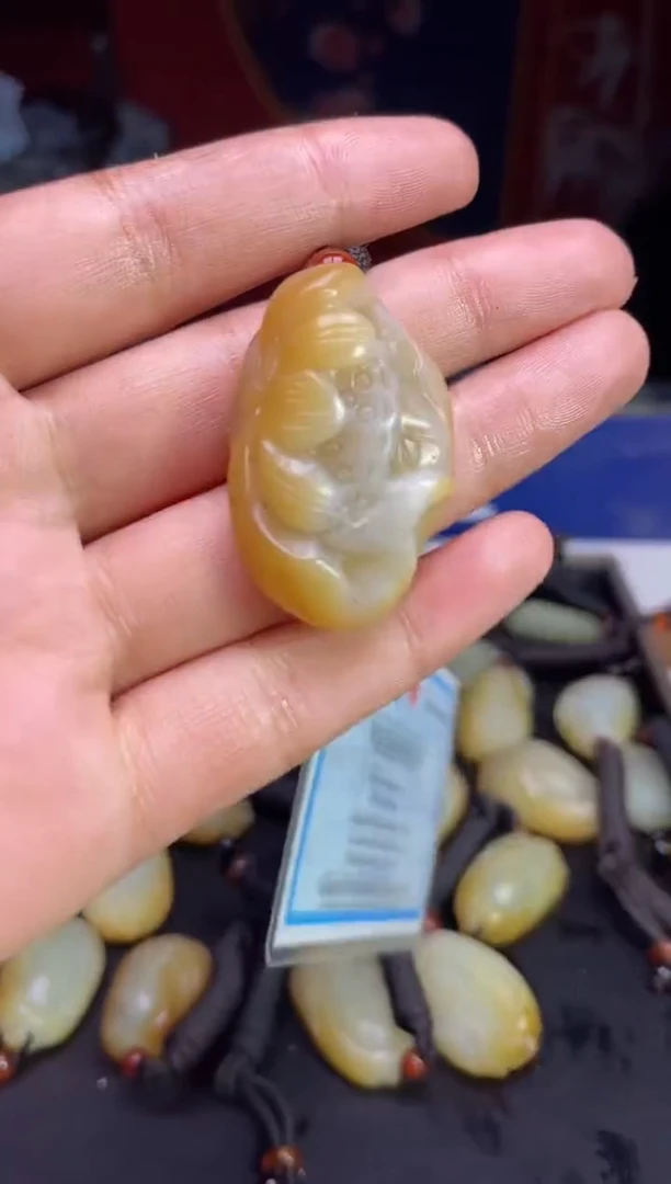 颈饰未镶嵌和田玉123