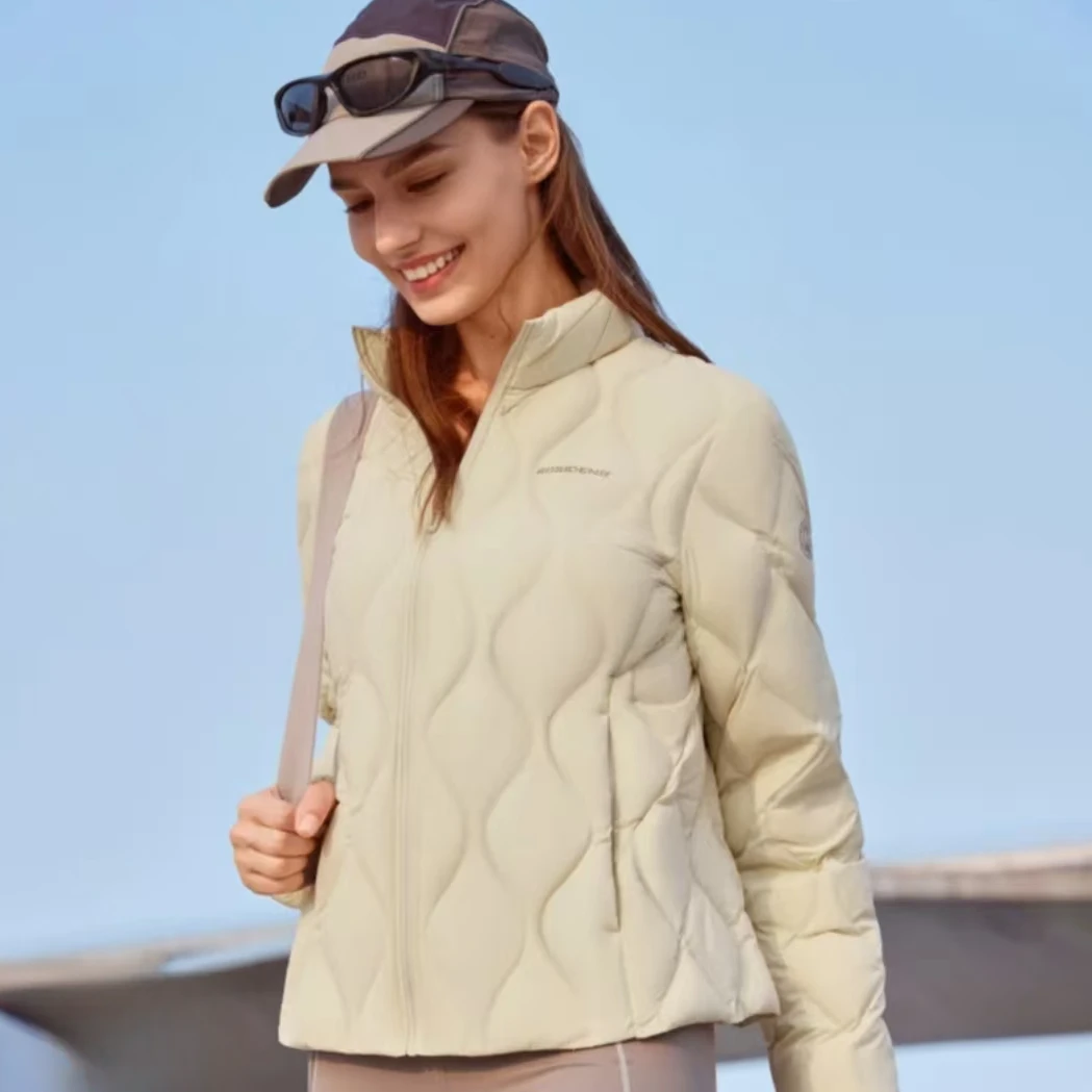 波司登【轻暖鹅绒服】25商场新款女短款时尚休闲羽绒服B250131024