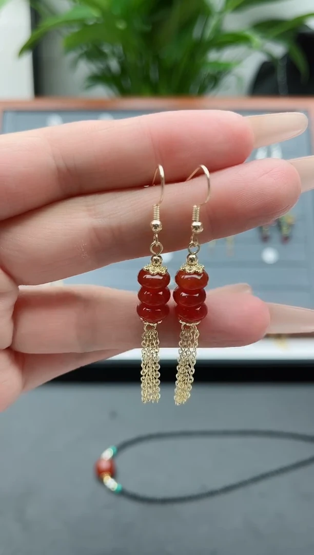 【闪购商品】南红玛瑙耳饰银S925镀金镶嵌983算盘珠