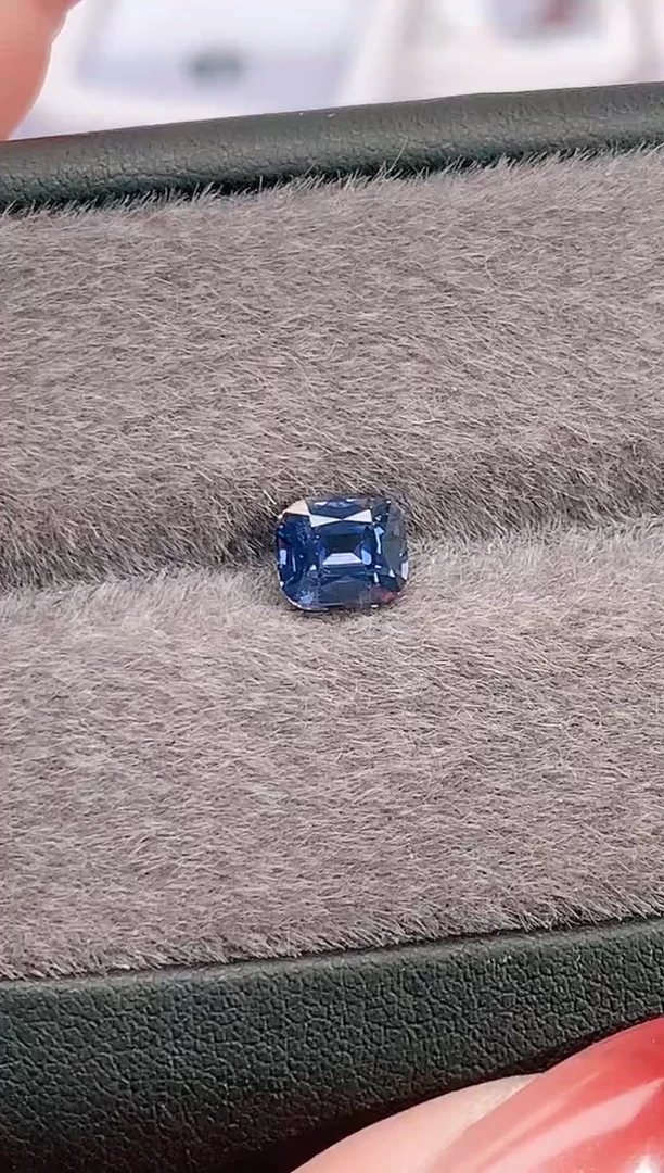 裸石尖晶石仲***?1.39-810天然尖晶石