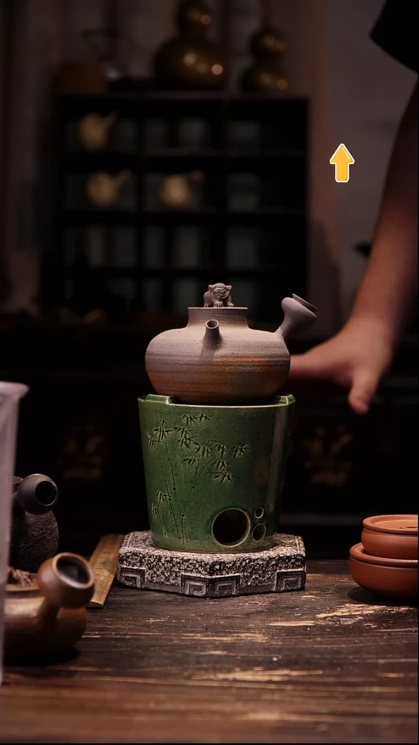 纯手工柴烧狮子侧把加翡翠雕刻炉