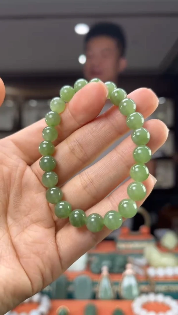 和田玉未镶嵌颈饰佩佩8mm左右