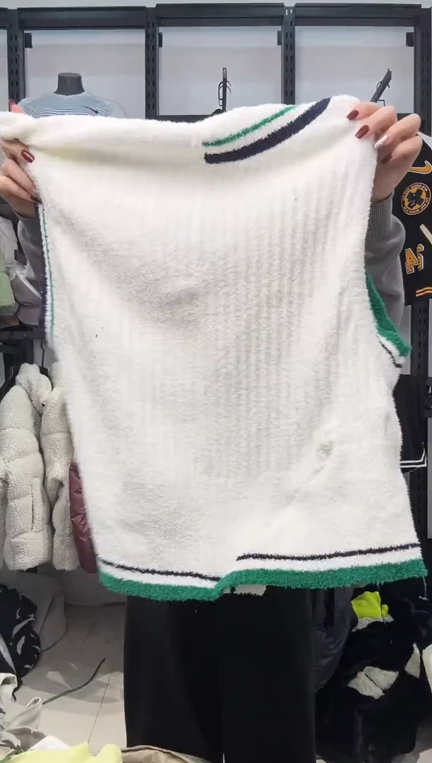 2177闪购编码 Nike/Jordan运动卫衣裤以直播间过款为准 尺码·L