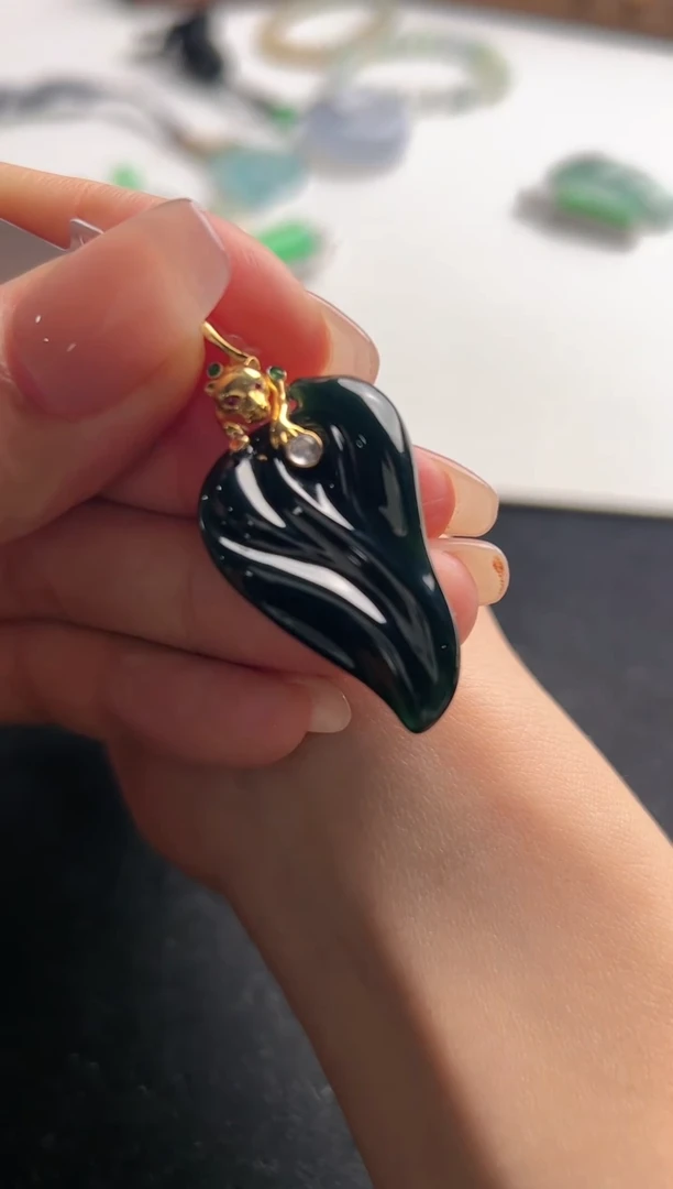 【闪购商品】定制翡翠18K金镶嵌随行6000+600-sq068