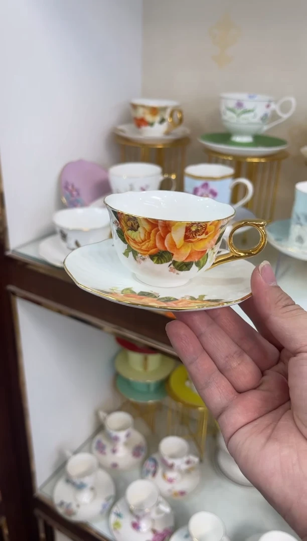 36%以上骨粉骨瓷小杯碟