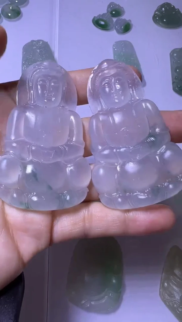 未镶嵌定制翡翠观音