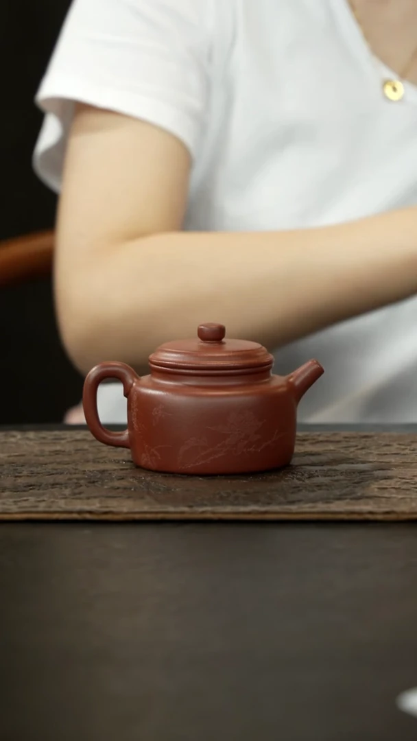 茶壶紫砂清水泥德钟内推刻绘200cc
