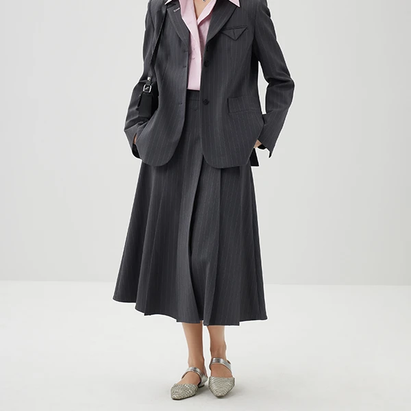自巧小个子女装穿搭气质西装半身裙套装通勤职场两件套 24ZQ91022