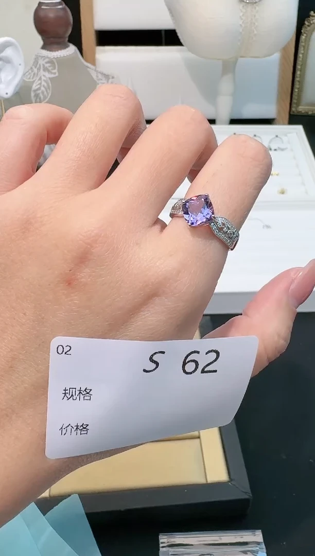 【闪购商品】水晶戒指银S925镶嵌多样性发一S62