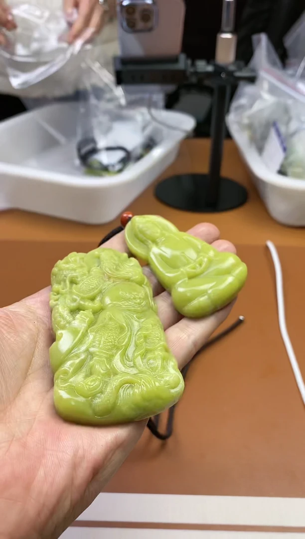 【闪购商品】蛇纹石玉其它未镶嵌多样性发货一个