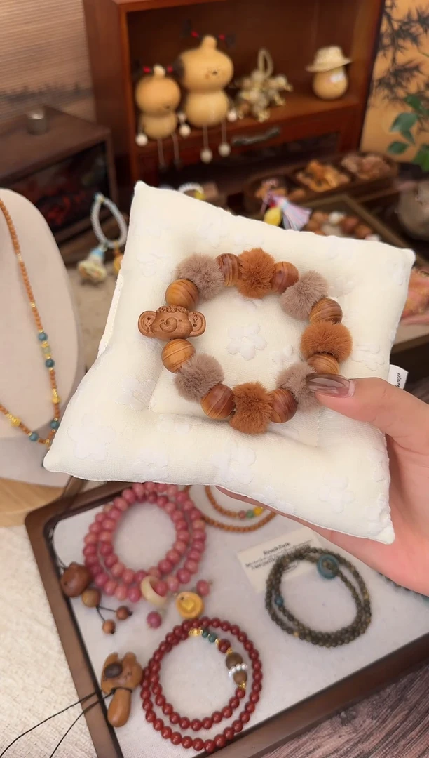 木质类崖柏小象毛球单圈