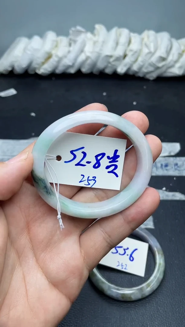 未镶嵌手镯翡翠253