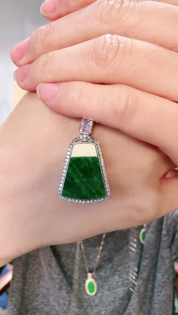 【闪购商品】翡翠颈饰银S925镶嵌吊坠/多样性发货一件