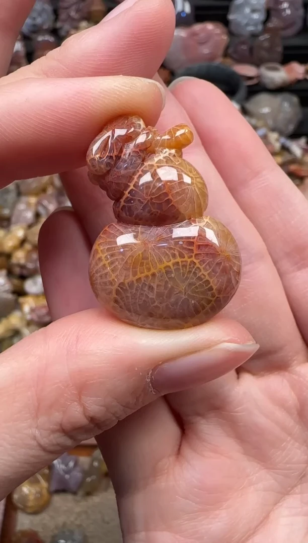 颈饰未镶嵌硅化珊瑚（珊瑚玉）580