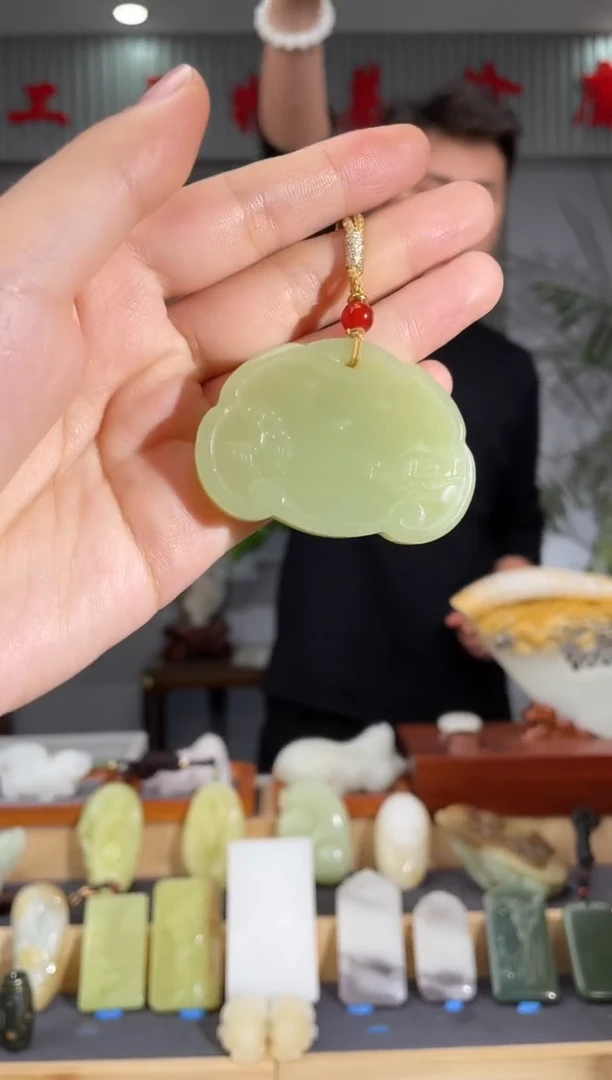 【闪购商品】和田玉颈饰未镶嵌拍一发一 多样性发货
