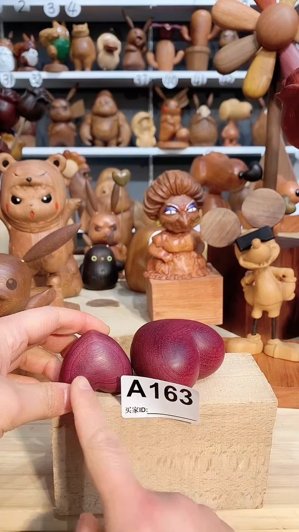 【闪购商品】木木雕摆件可爱卡通