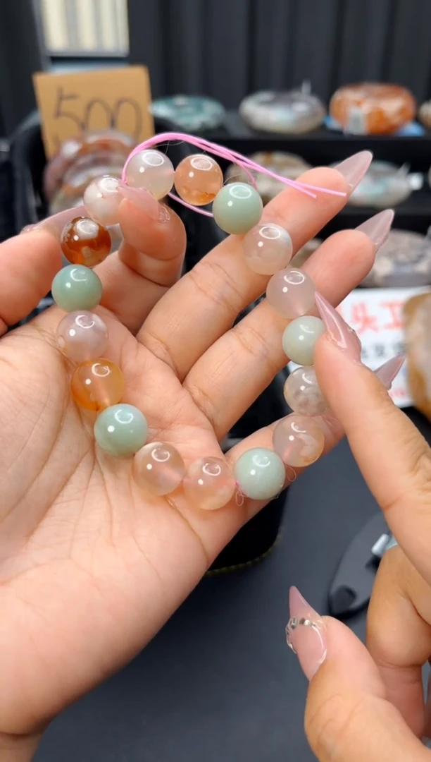 石英质玉手串未镶嵌 多样性发其一