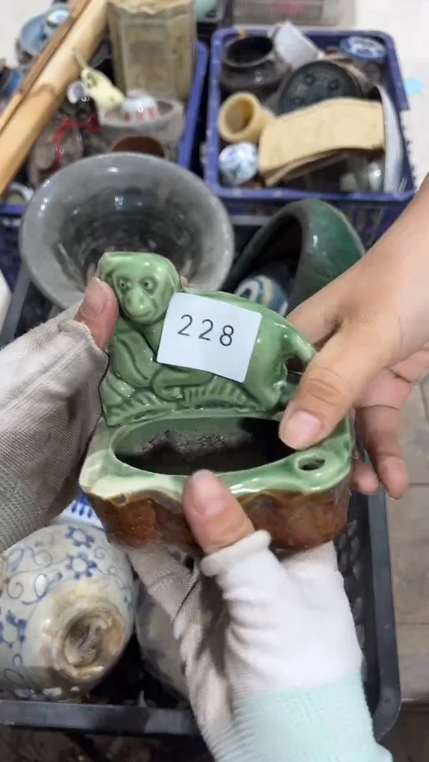 陶瓷安****磊工艺品0720228
