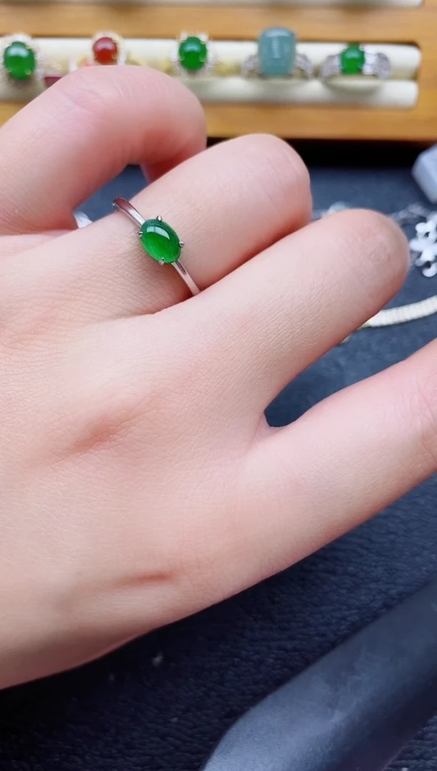 银S925镶嵌戒指翡翠1