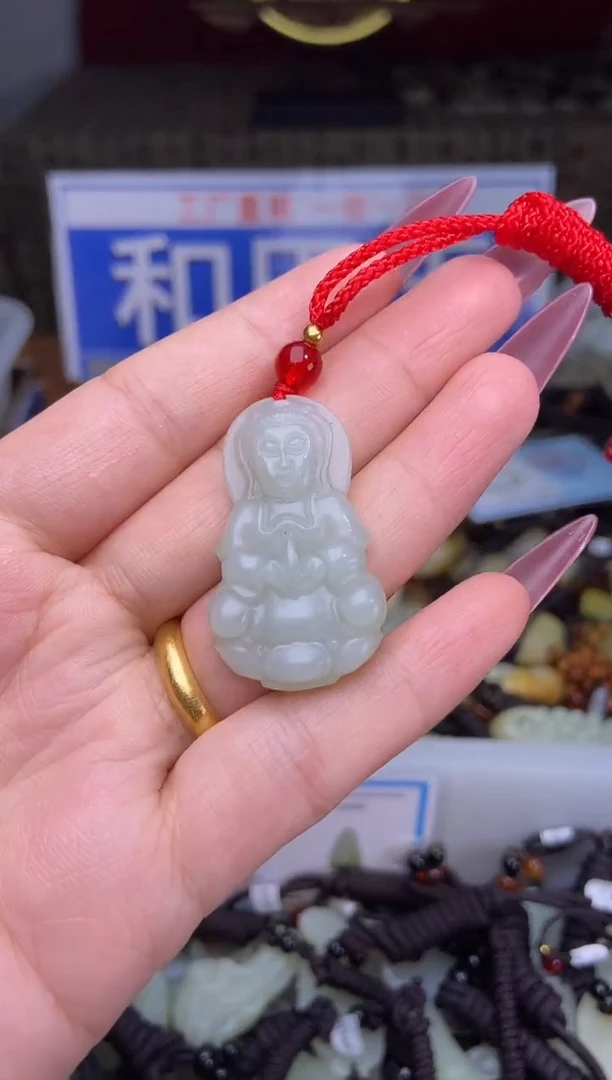和田玉未镶嵌颈饰1