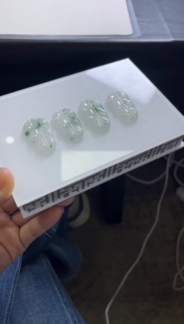 颈饰未镶嵌翡翠K316/多样性发一件/配绳子