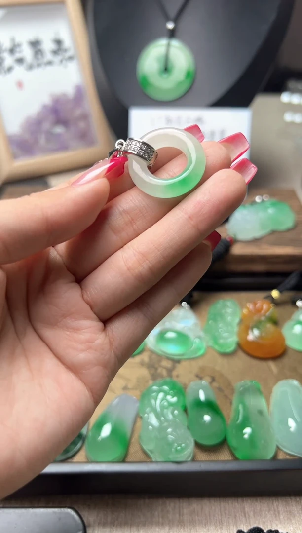 颈饰未镶嵌翡翠所见即所得，一图一物