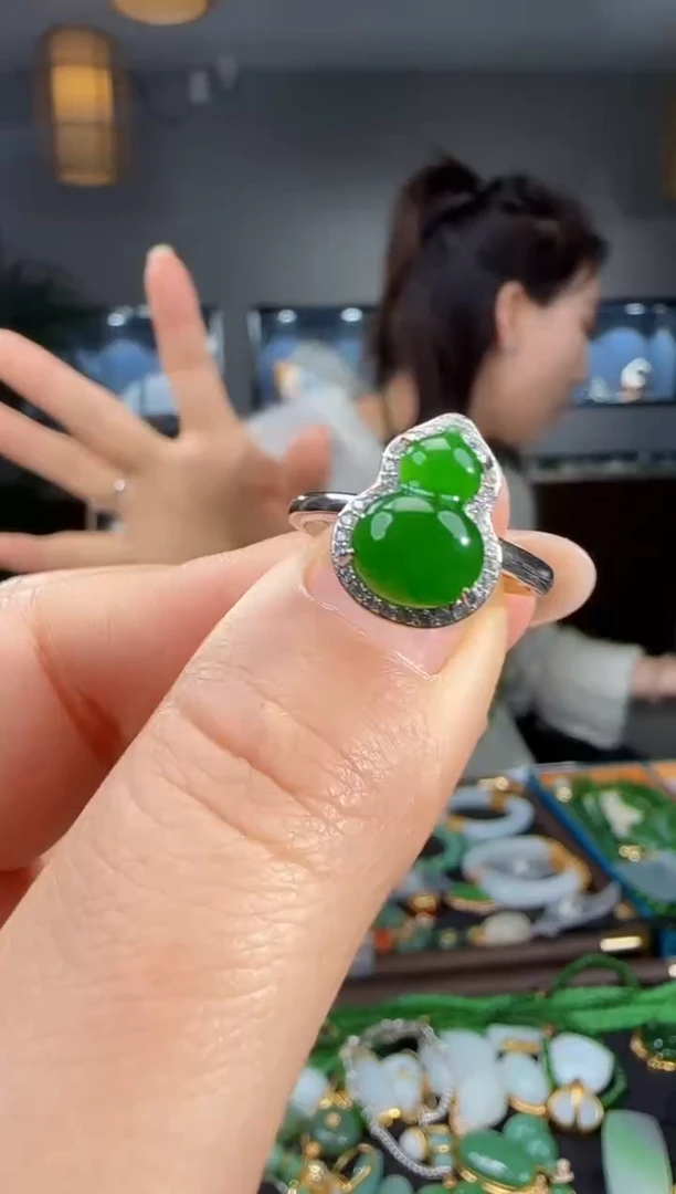银S925镶嵌戒指和田玉1