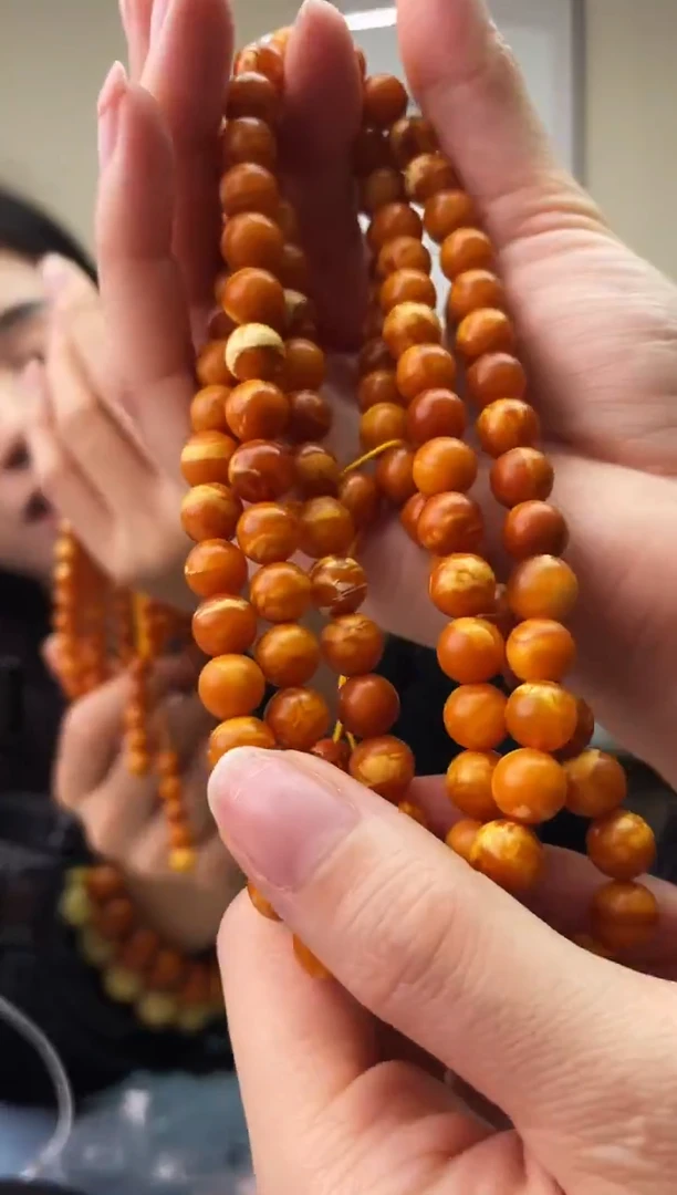 琥珀未镶嵌珠宝奇石T043 8假一罚十，多样性发一件