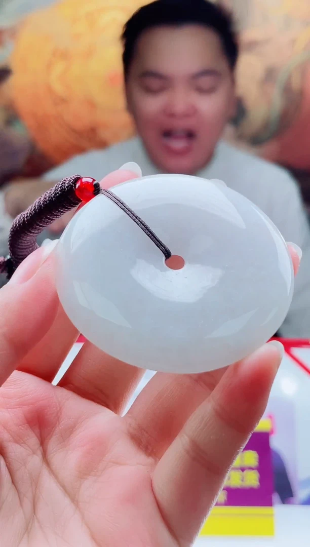 颈饰未镶嵌翡翠翡翠多样性发其一