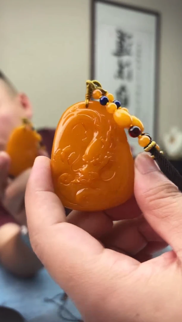 琥珀未镶嵌珠宝奇石H022假一罚十多样性发其一