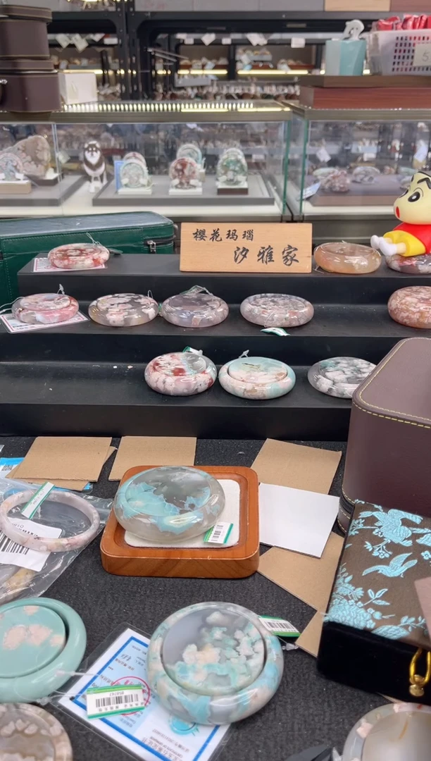 石英质玉手镯未镶嵌六*六圈口（赠品镯心）
