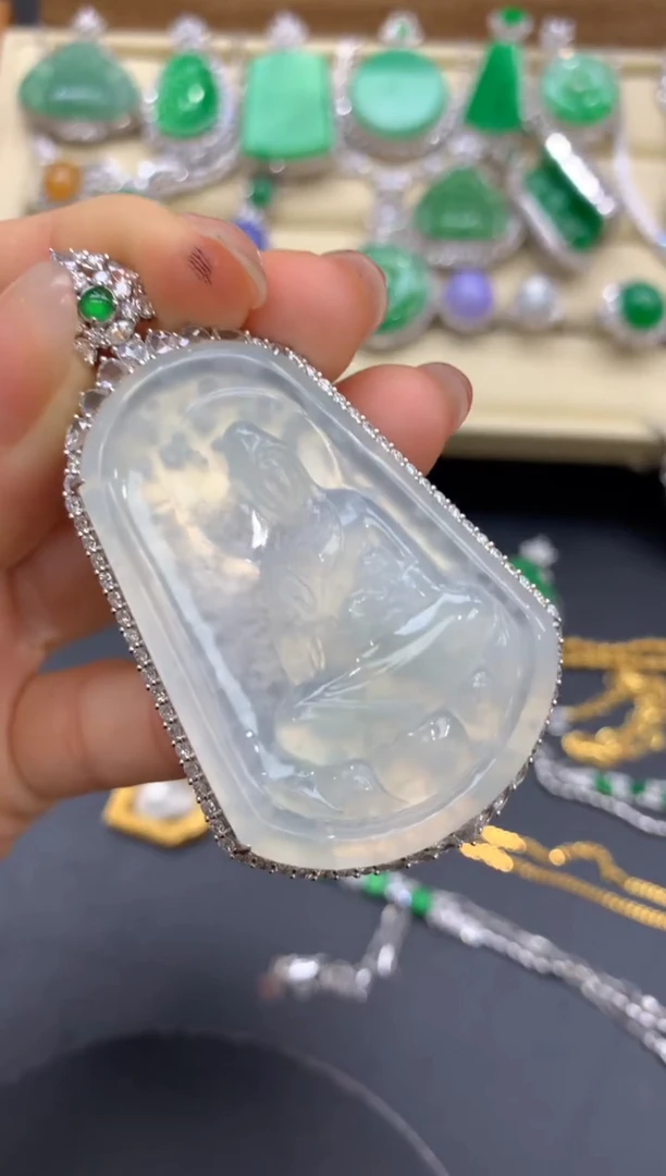 【闪购商品】翡翠颈饰18K金镶嵌479-中国好珍宝