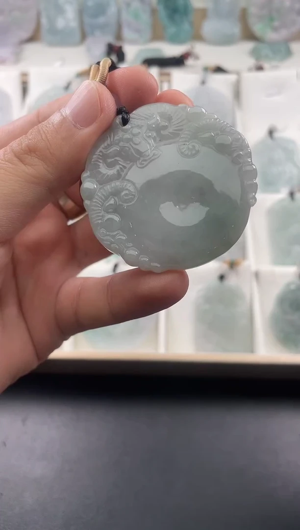 颈饰未镶嵌翡翠25/11/09/604