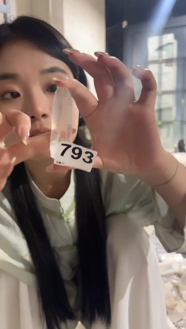 未镶嵌水晶大型摆件（非配饰）列姆利亚793