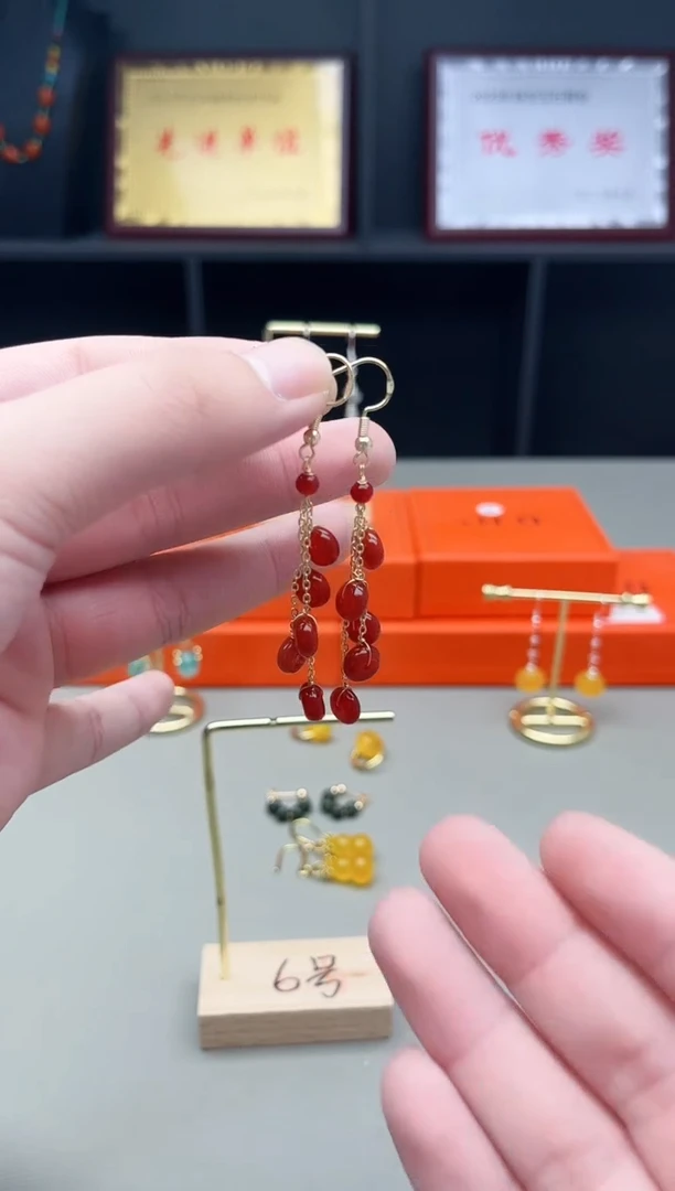 未镶嵌耳钉玛瑙/玉髓208