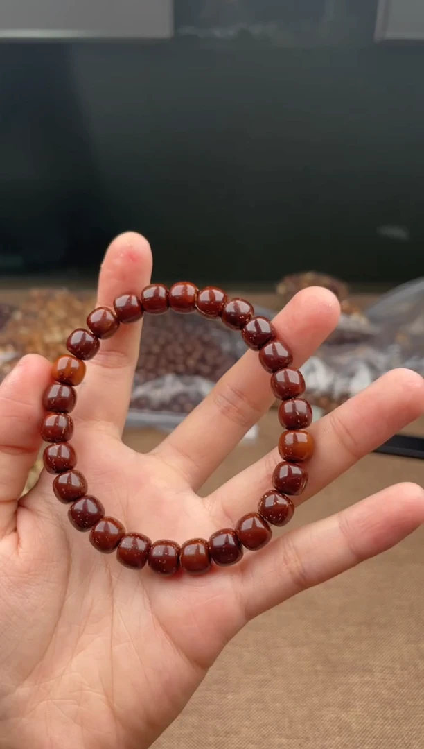 手串紫金鼠哥****う紫金鼠27