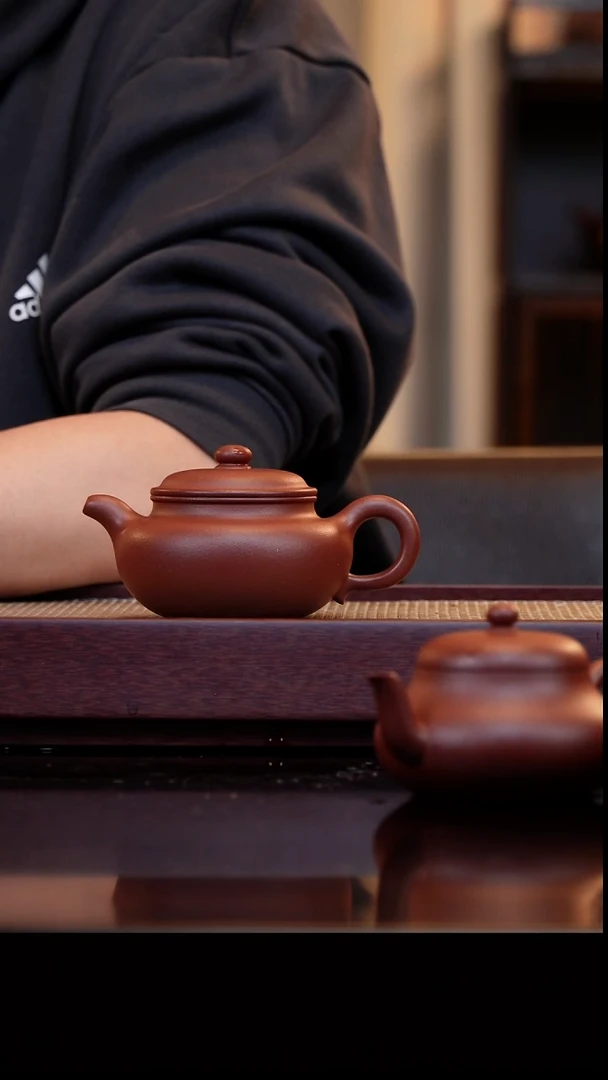 茶壶紫砂底槽清仿古210cc