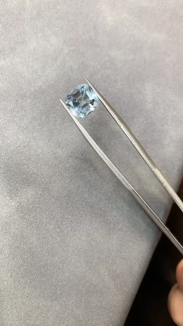 【闪购商品】海蓝宝石笔搁未镶嵌海蓝宝石裸石3.09ct