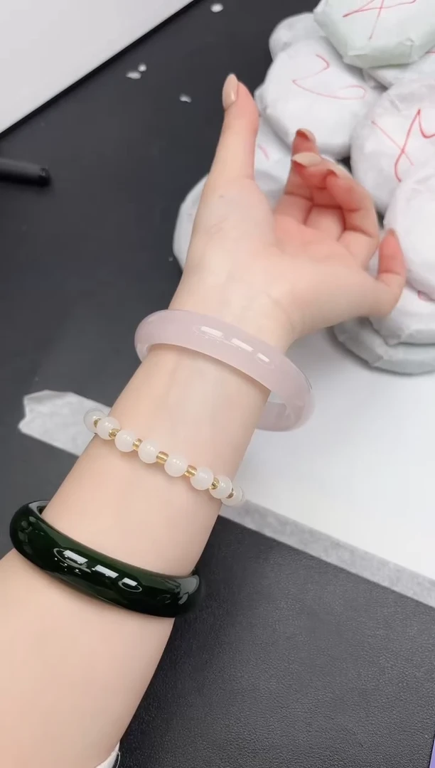 未镶嵌手镯石英质玉74/5859