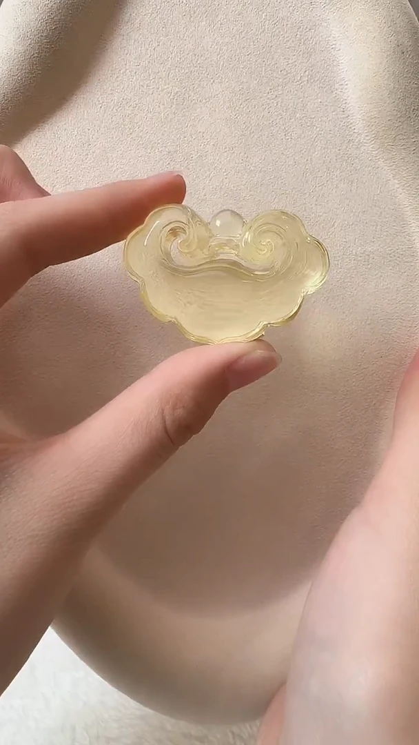 琥珀颈饰未镶嵌吊坠