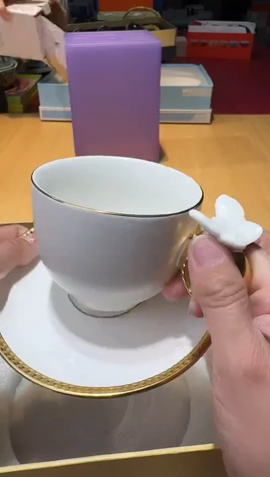 瓷片生活的本意是开心啊@@1