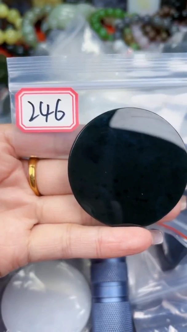 颈饰未镶嵌和田玉和田玉