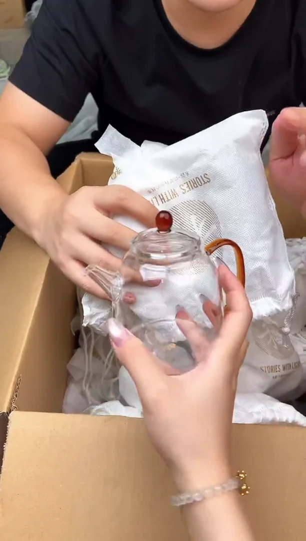 禾器 宴臣壶琥珀色