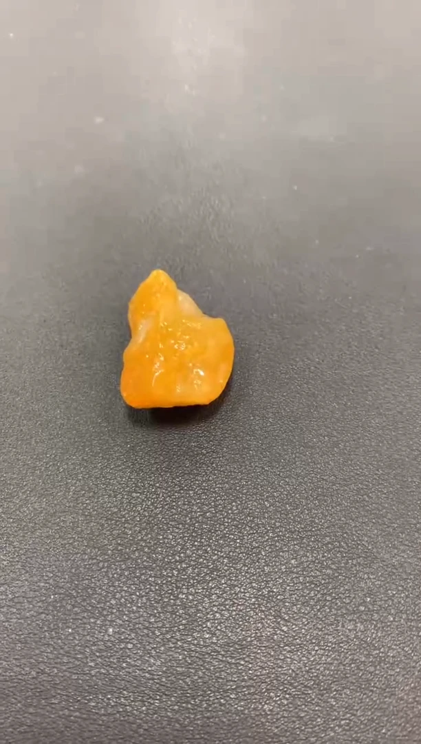 未镶嵌定制翡翠豆*干天然翡翠裸石（包工）