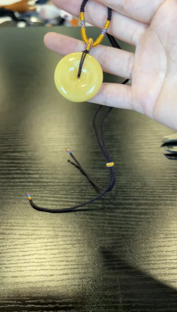 未镶嵌吊坠(赠链)蜜蜡J484-12 5.2g左右