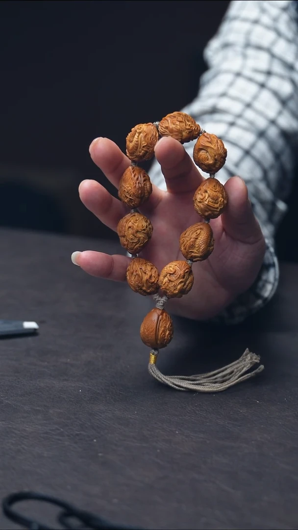 吊坠橄榄核[九龙]]